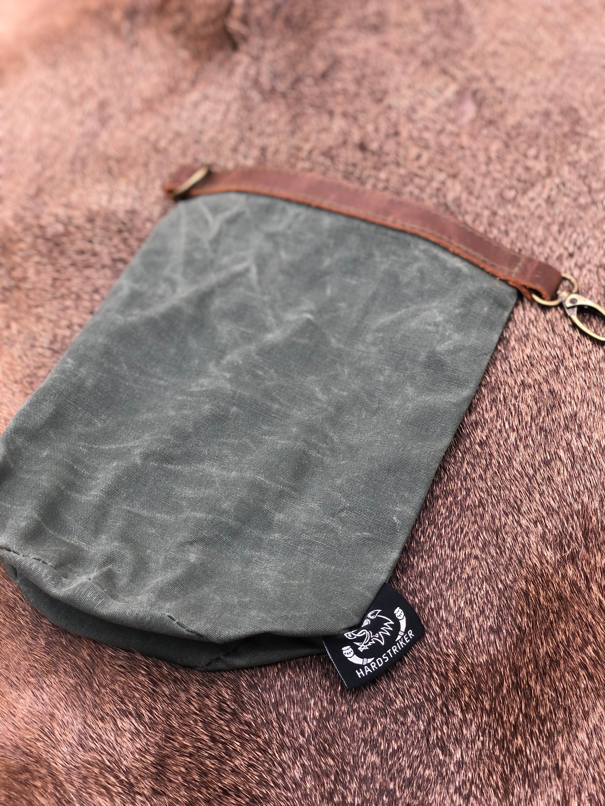 Small Wax Canvas Bag - Tan & Green